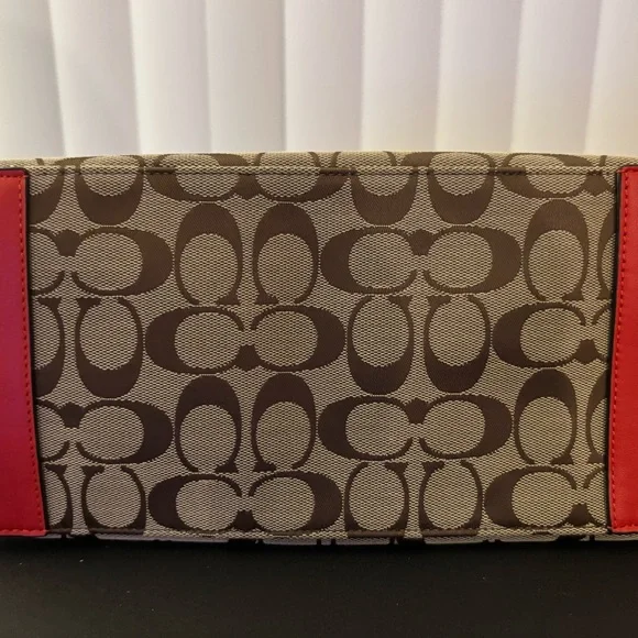 Coach Brown and Red Signature Tote Bag - Used - Picture 4 of 10
